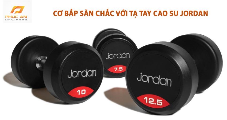 ta-tay-cao-su-Jordan