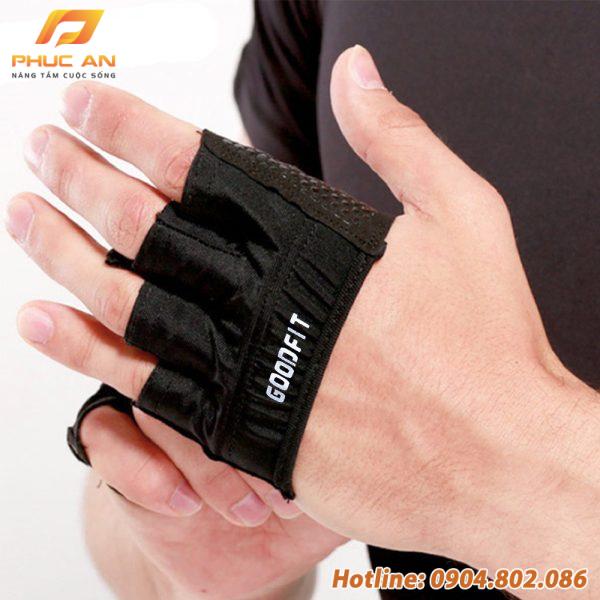Găng tay tập gym nữ xỏ ngón GoodFit GF204G