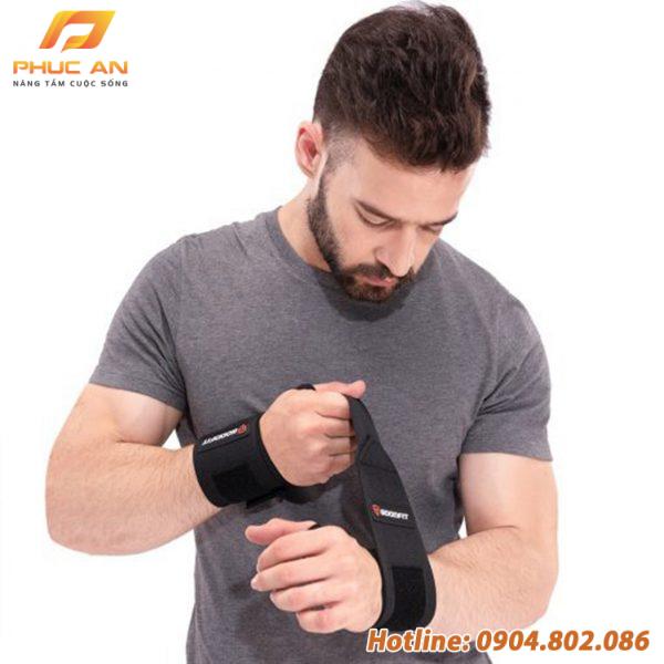 Băng quấn cổ tay tập gym GoodFit GF301W